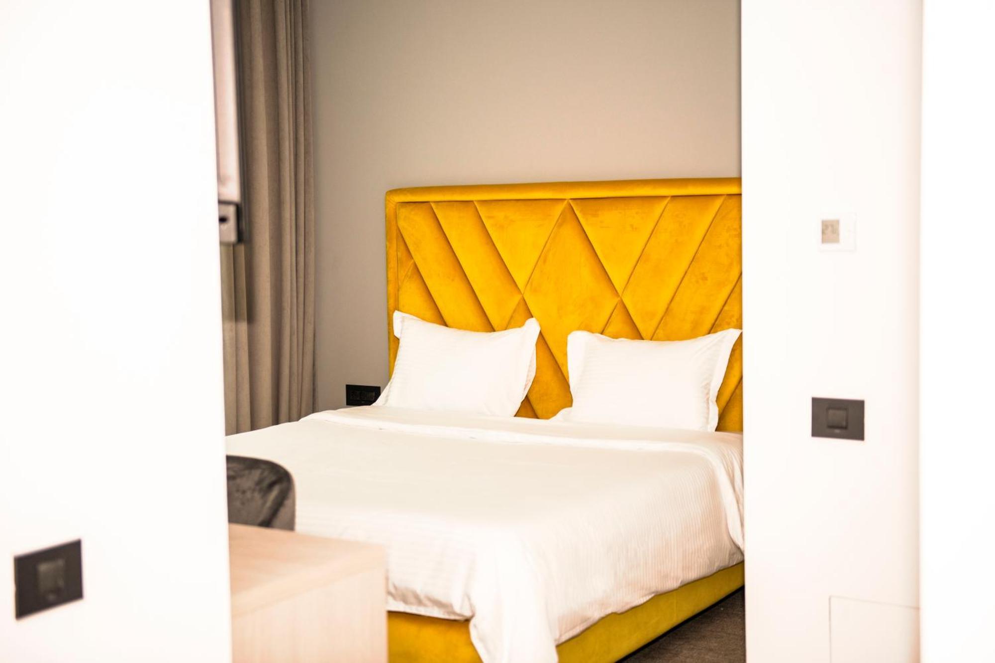 Cm111Apparthotel บูคาเรสต์ ภายนอก รูปภาพ